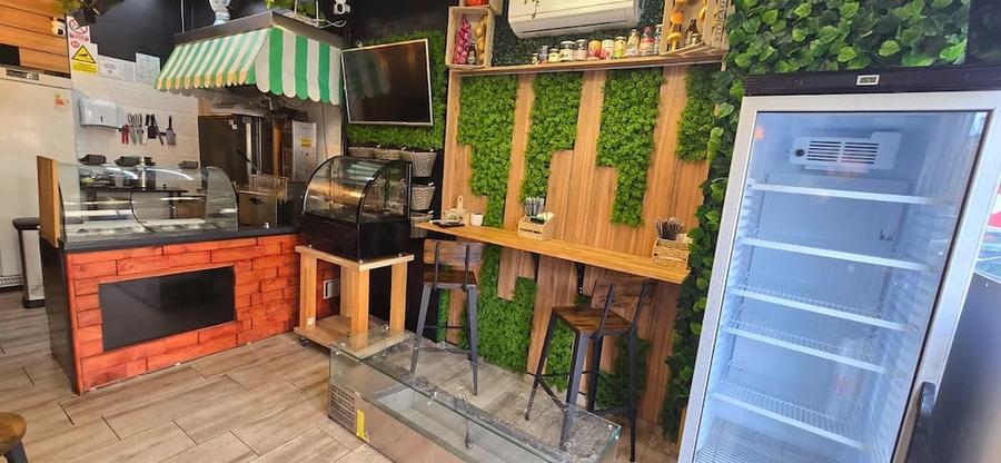 Spațiu comercial, de 24 mp, în Dacia