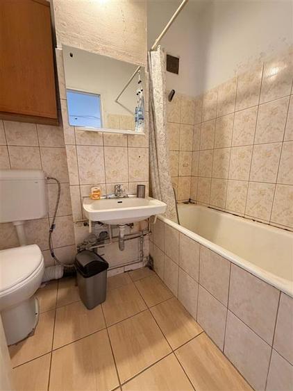 Apartament cu 2 camere decomandat în Podu Roș