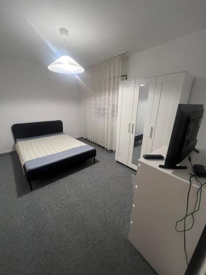 Apartament cu 2 camere decomandat în Basarabia