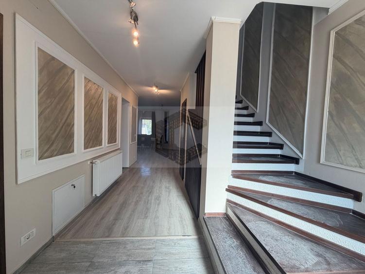 Duplex cu 4 camere cu Canalizare în Dumbrăvița
