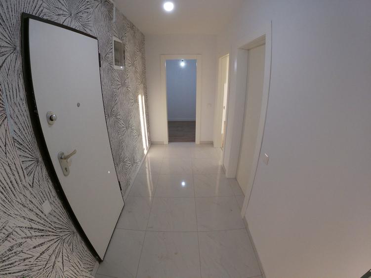 Apartament cu 3 camere decomandat în Pipera