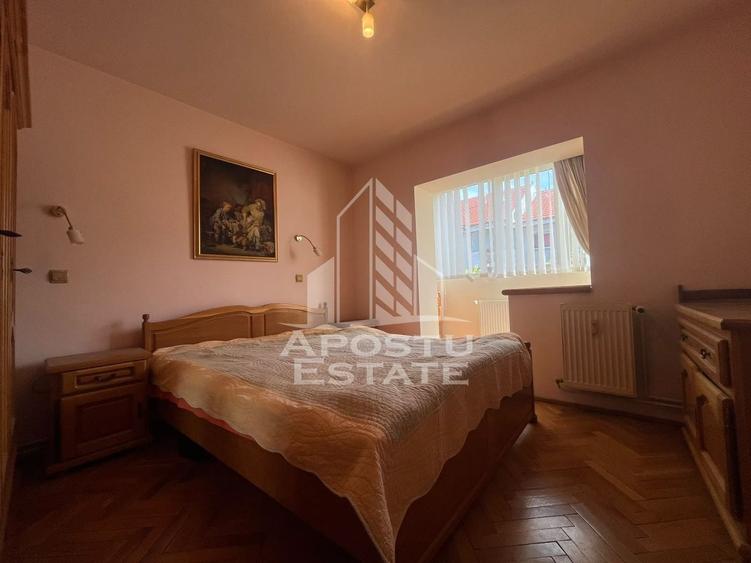 Apartament cu 4 camere decomandat, mobilat în Podgoria