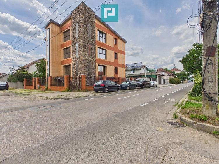 Spațiu comercial, de 480 mp, în Grădiște