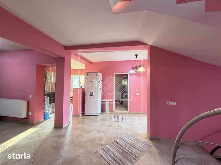 Casa de vanzare in Cartoara, teren mare, zona frumoas? - 9