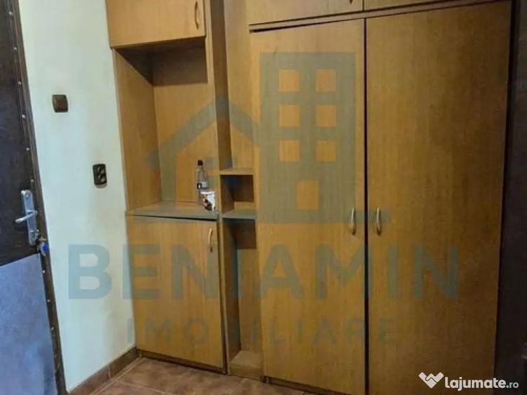 Apartament cu 2 camere semidecomandat în Central