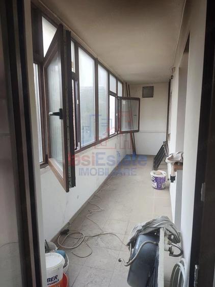 Apartament cu 2 camere decomandat în Filiași