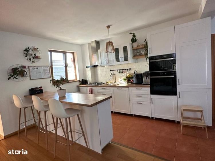 Casă cu 4 camere cu Teren 327 Mp în Ciarda Roșie