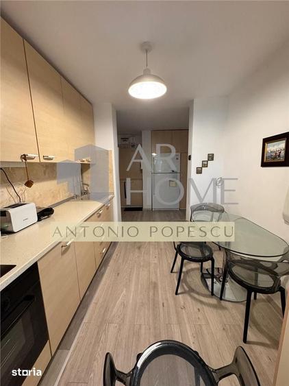 Apartament cu 3 camere decomandat în 9 Mai