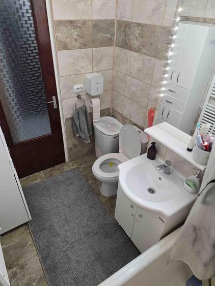 Apartament cu 2 camere decomandat în Cetate