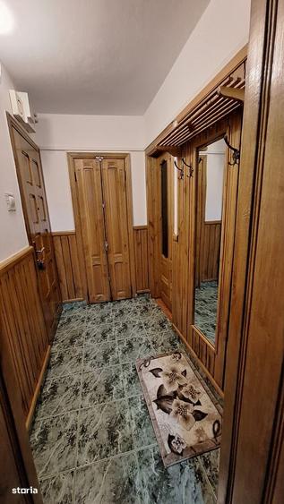 Vand apartament 2 camere, decomandat, zona Gardu - 1
