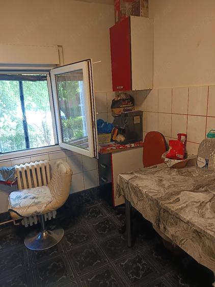 Apartament cu 2 camere semidecomandat în Confecții