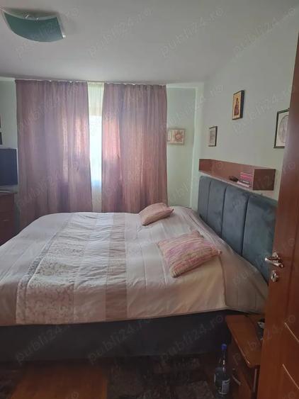 Casă cu 6 camere cu Teren 1500 Mp în Racovița