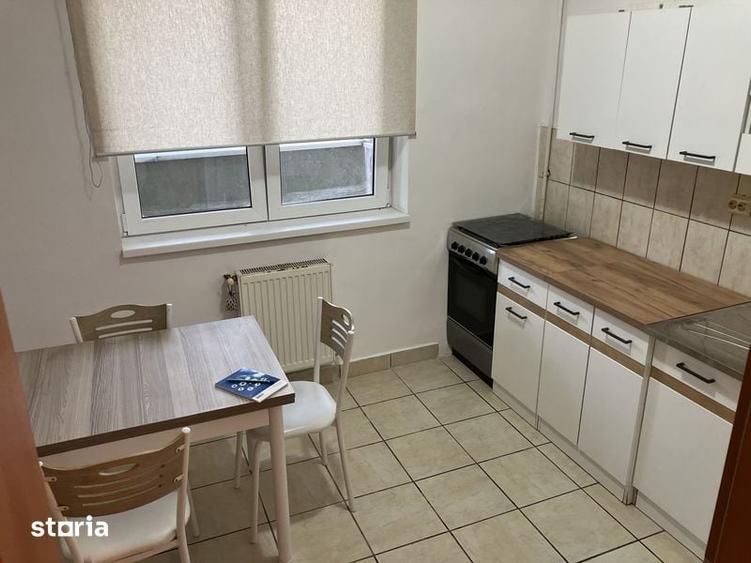 Apartament cu 2 camere decomandat în Ștrand