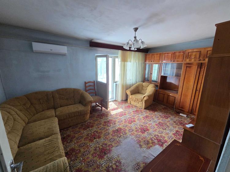 Apartament cu 2 camere decomandat în Popa Șapcă