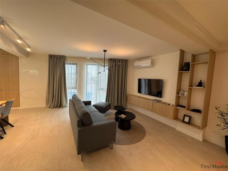 Apartament cu 2 camere decomandat în Ultracentral