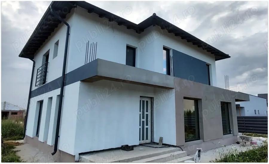 Casă cu 4 camere cu Teren 596 Mp în Balotești