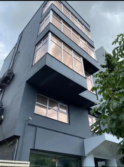 Spațiu comercial, de 270 mp, în Tipografilor