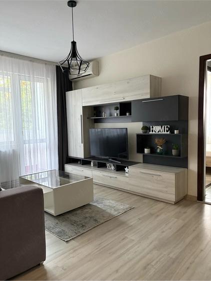 Apartament cu 2 camere semidecomandat în Primăverii