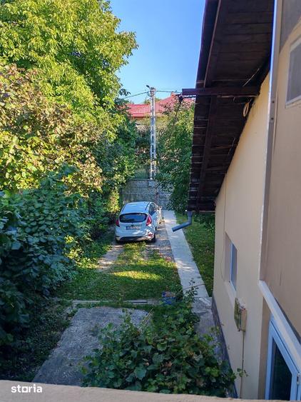 Casă cu 4 camere cu Teren 530 Mp în Răzvad