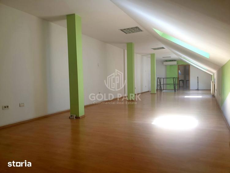 Spațiu comercial, de 300 mp, în Central