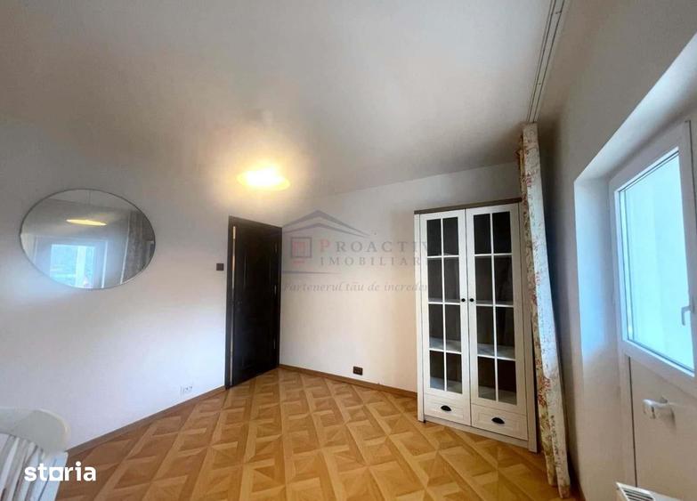 Apartament cu 3 camere decomandat în Obcini