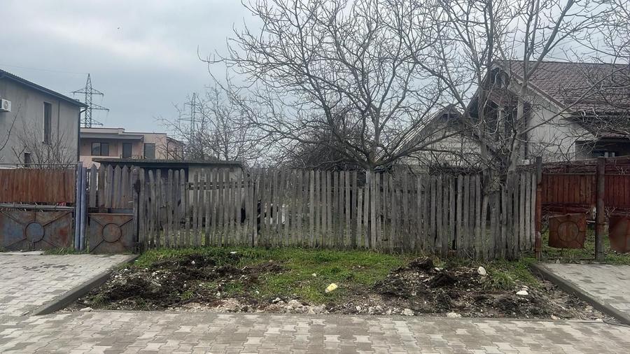 Teren de 5000 mp, în Nord