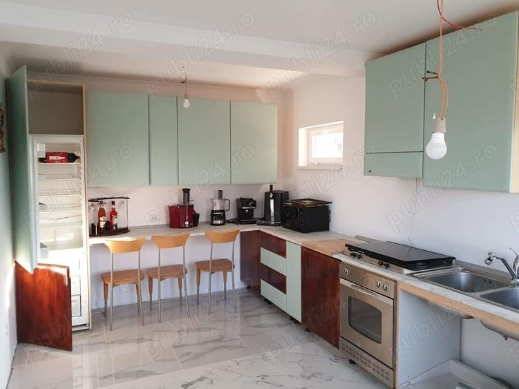 Casă cu 6 camere în Babadag
