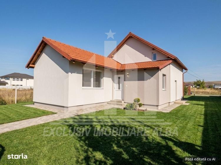 Casă cu 3 camere în Petrești