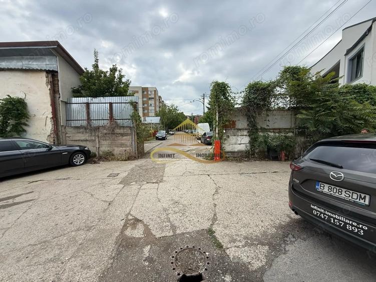 Spațiu comercial, de 300 mp, în Central