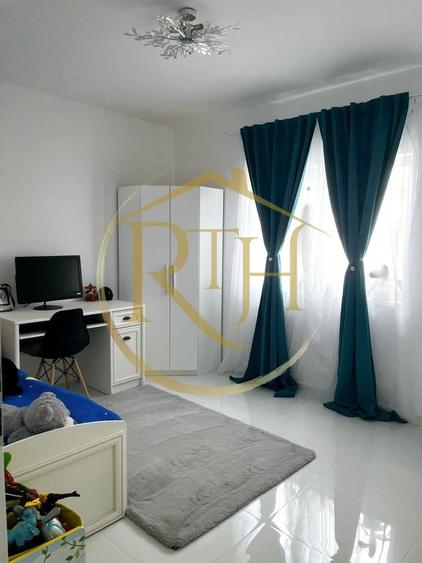 Duplex cu 3 camere cu Canalizare în Moșnița Nouă
