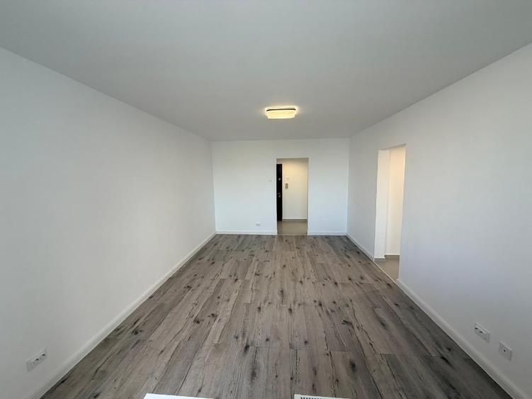 Apartament 2 camere etaj 7/10 - renovat - Metrou Titan - 4