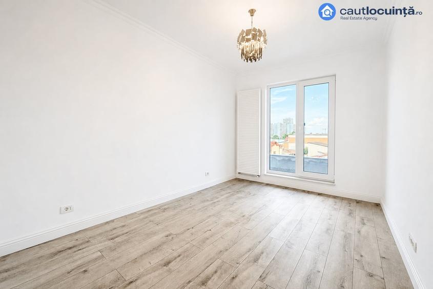 Apartament cu 3 camere decomandat în Obor