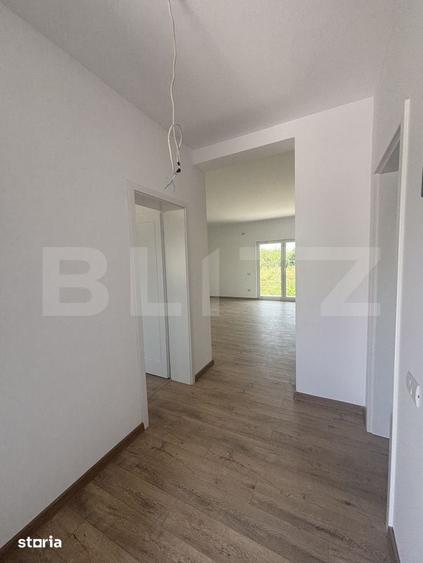 Casă cu 4 camere cu Teren 300 Mp în Ghiroda