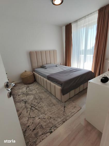 Casă cu 5 camere decomandat cu Teren 300 Mp în Brănești