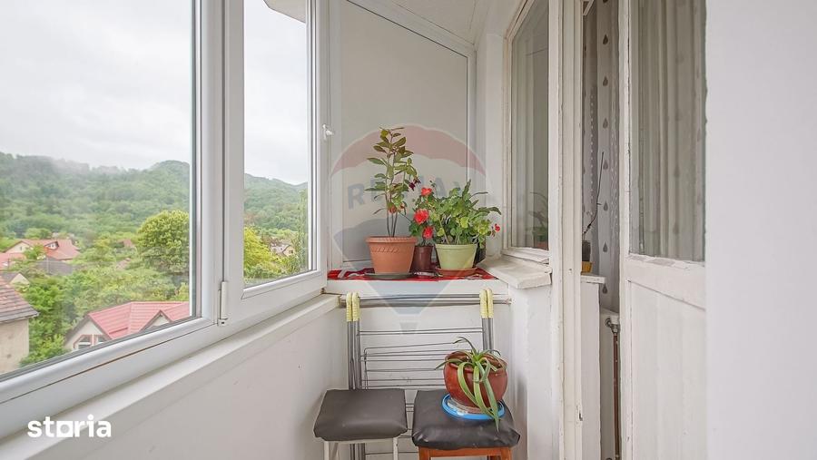 Apartament cu 2 camere semidecomandat în Dârste