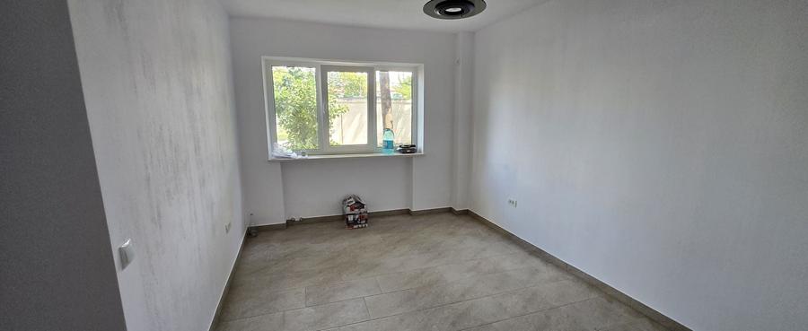 Spațiu comercial, de 50 mp, în Central