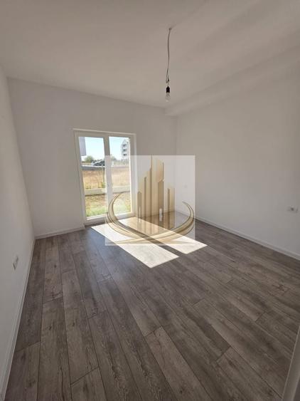 Apartament cu 3 camere decomandat în Torontalului