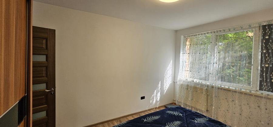 Apartament cu 3 camere decomandat, mobilat în Obor