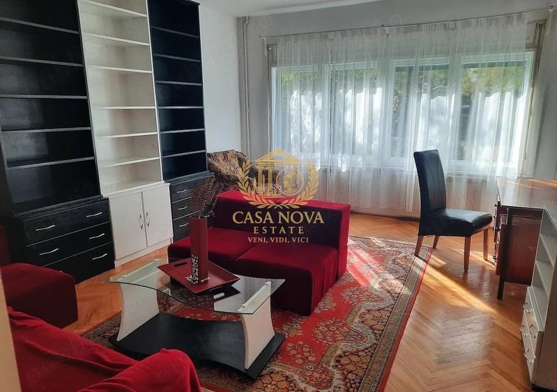 Apartament cu 3 camere decomandat, mobilat în Central