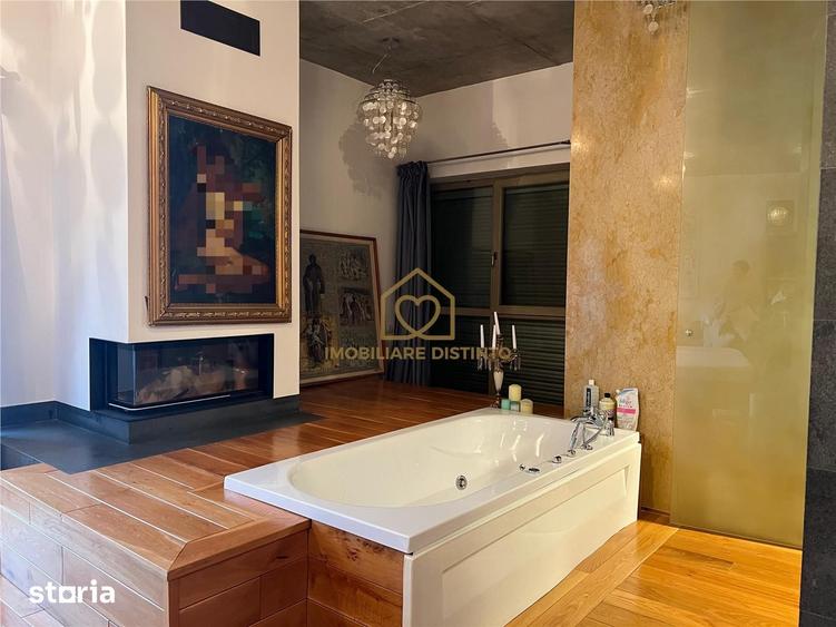 Casă cu 4 camere cu Teren 2530 Mp în Central