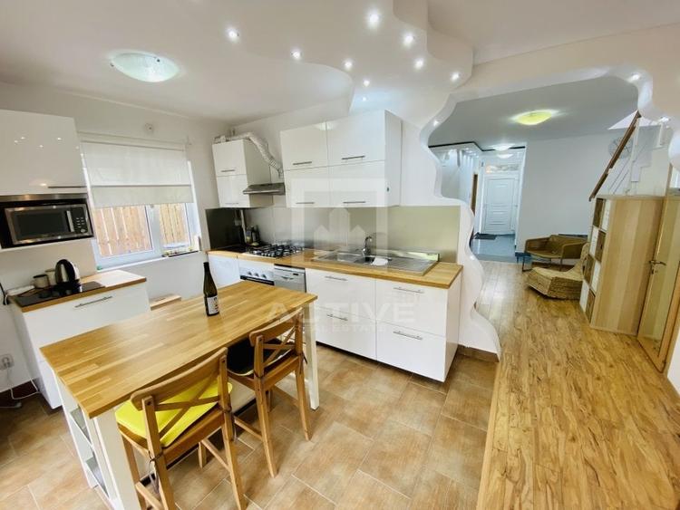 Duplex cu 5 camere cu Canalizare în Bună Ziua