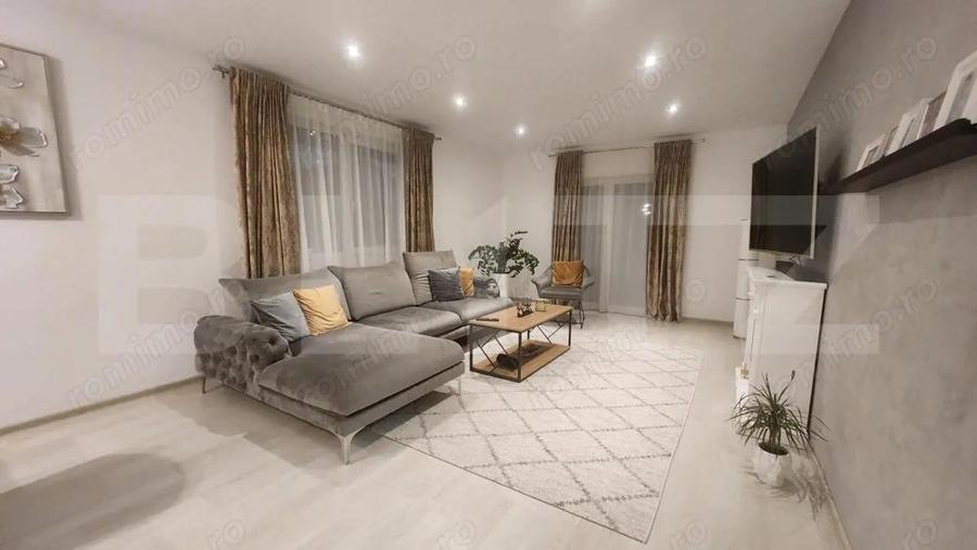 Casă cu 5 camere cu Teren 500 Mp în Sâncraiu de Mureș