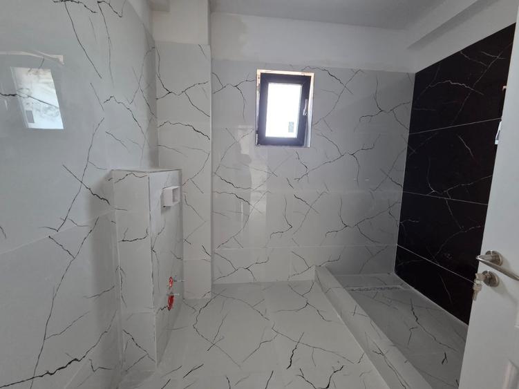 Casă individuală cu 5 camere cu Teren 460 Mp în Țegheș