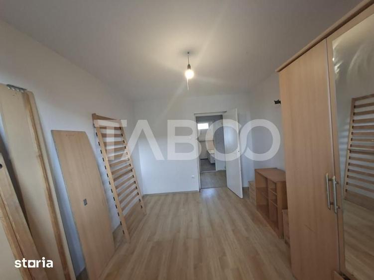 Apartament cu 2 camere semidecomandat în Trei Stejari