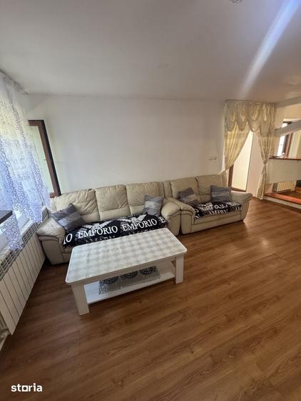 Casă cu 3 camere cu Teren 212 Mp în 23 August