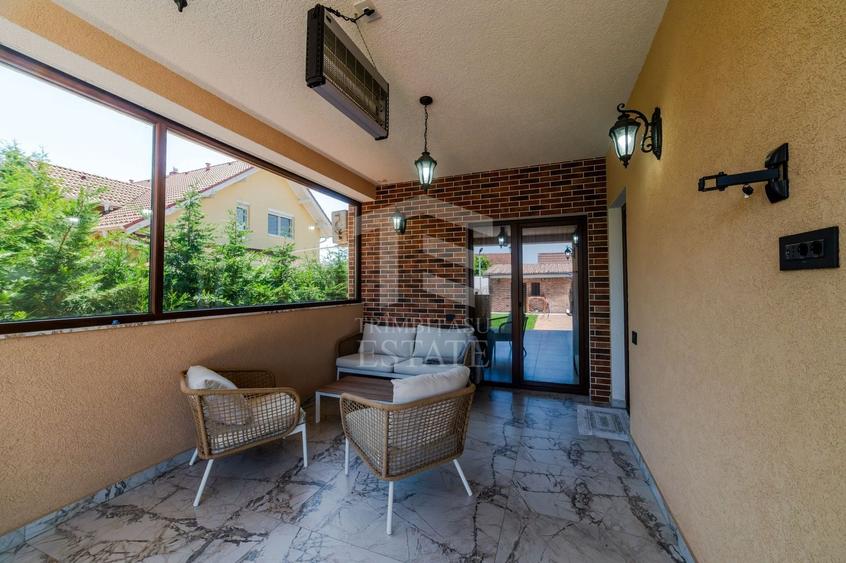 Casă individuală cu 6 camere cu Piscina în Chișoda