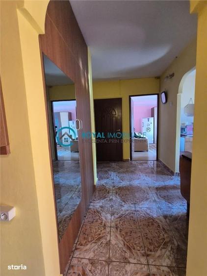 Apartament cu 2 camere decomandat în Paltiniș