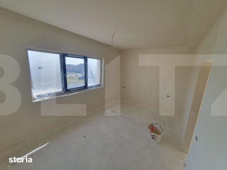 Casă cu 5 camere cu Teren 604 Mp în Ronaț