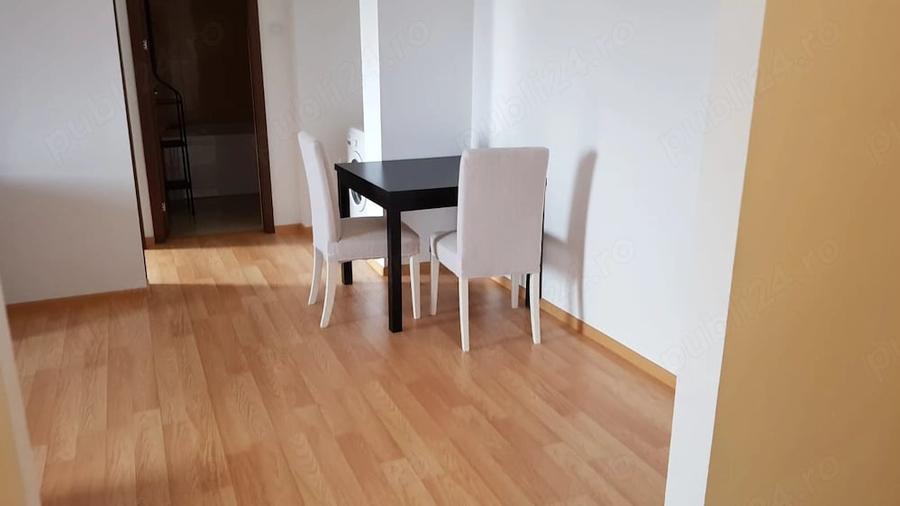 Garsonieră decomandată în Tei