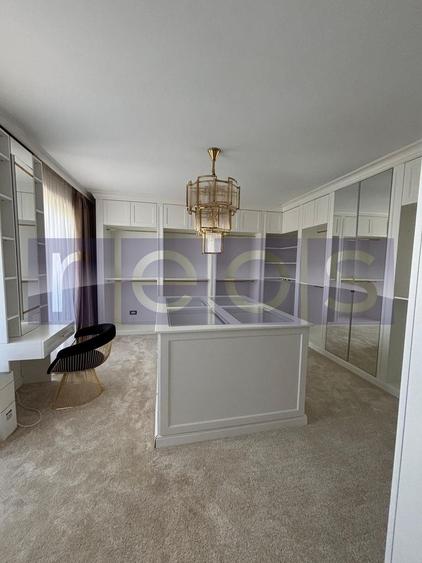 Apartament cu 4 camere decomandat, mobilat în Tineretului